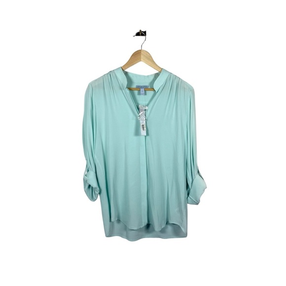 NWT Dylan Gray 100% Silk Button Down Roll Sleeve Blouse Mint Size M - Picture 1 of 10